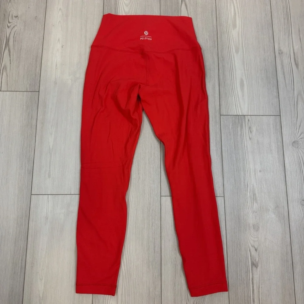 Lululemon X Peloton Size‎ 8 Align HR 25